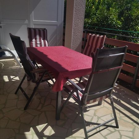 Zelena Oaza Apartment Novigrad  Bagian luar foto